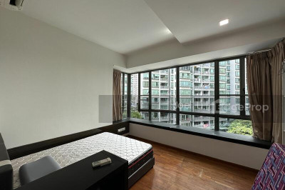 THE QUINTET Apartment / Condo | Listing