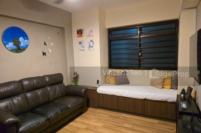 506A WELLINGTON CIRCLE HDB | Listing