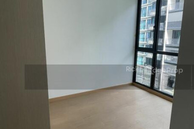 TREASURE AT TAMPINES Apartment / Condo | Listing