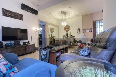 CASA ROSA Apartment / Condo | Listing