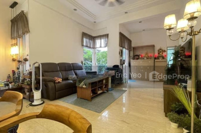 CASA ROSA Apartment / Condo | Listing