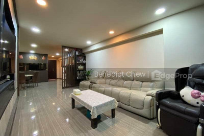 684B JURONG WEST STREET 64 HDB | Listing