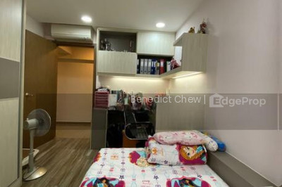 684B JURONG WEST STREET 64 HDB | Listing