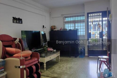 585 CHENG SAN COURT HDB | Listing