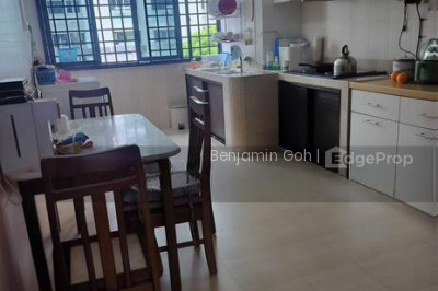 585 CHENG SAN COURT HDB | Listing