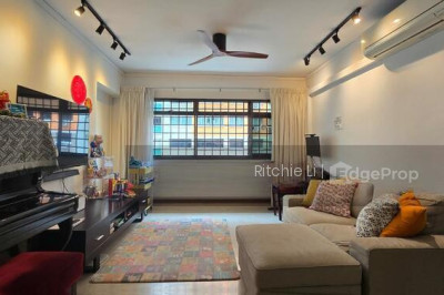 706 TAMPINES STREET 71 HDB | Listing