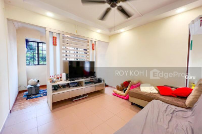 496E TAMPINES AVENUE 9 HDB | Listing