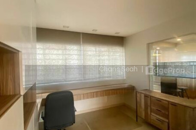 LAGUNA PARK Apartment / Condo | Listing