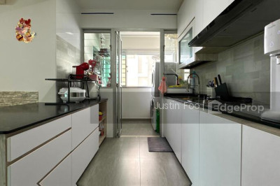 353B ANCHORVALE LANE HDB | Listing