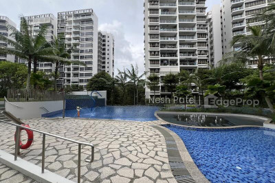 WATERFRONT GOLD Apartment / Condo | Listing