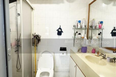 258 SERANGOON CENTRAL DRIVE HDB | Listing