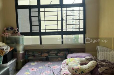 660D JURONG WEST STREET 64 HDB | Listing