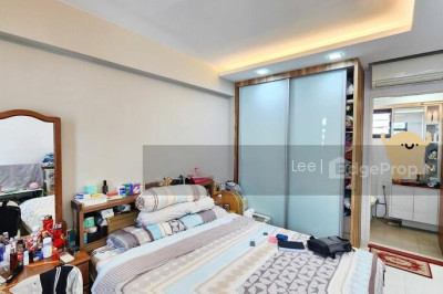 697A JURONG WEST CENTRAL 3 HDB | Listing