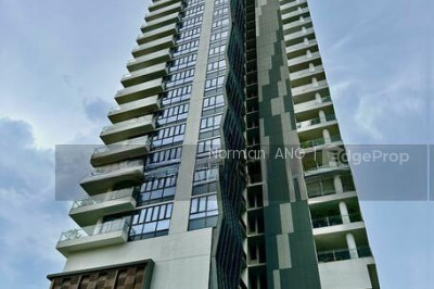 CENTENNIA SUITES Apartment / Condo | Listing