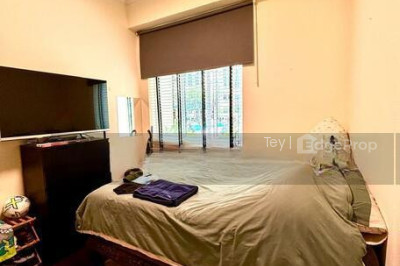 EMERALD GARDEN Apartment / Condo | Listing