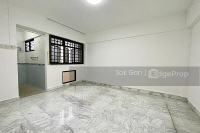 58 DAKOTA CRESCENT HDB | Listing