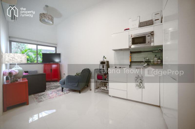 SIGLAP V Apartment / Condo | Listing