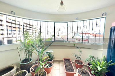 655 HOUGANG AVENUE 8 HDB | Listing