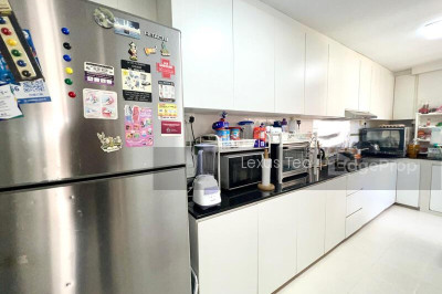 655 HOUGANG AVENUE 8 HDB | Listing