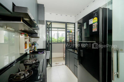 115C ALKAFF CRESCENT HDB | Listing