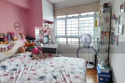 270A SENGKANG CENTRAL HDB | Listing