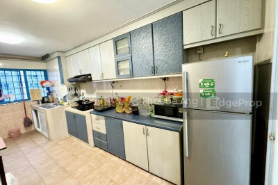 327 HOUGANG AVENUE 5 HDB | Listing