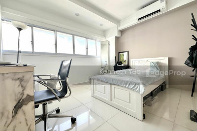 12 MARINE TERRACE HDB | Listing