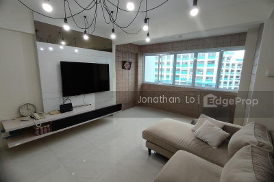 727 TAMPINES STREET 71 HDB | Listing