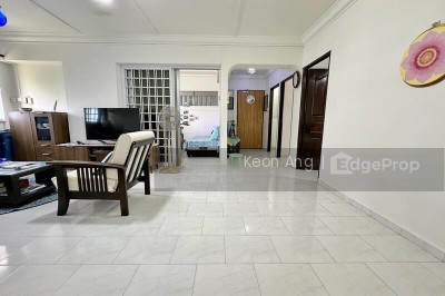 427 SERANGOON CENTRAL HDB | Listing