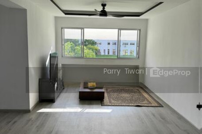 817 JURONG WEST STREET 81 HDB | Listing