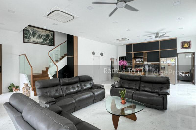 YONG SENG ESTATE Landed | Listing