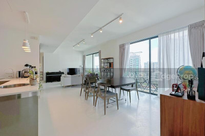 THE SUITES @ CENTRAL Apartment / Condo | Listing