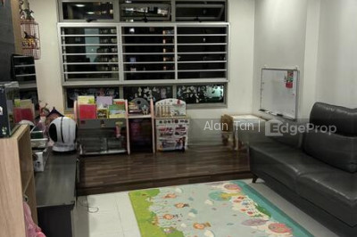 270A SENGKANG CENTRAL HDB | Listing