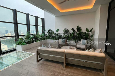 THE RITZ-CARLTON RESIDENCES Apartment / Condo | Listing