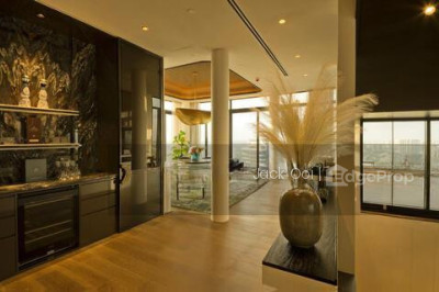 THE RITZ-CARLTON RESIDENCES Apartment / Condo | Listing