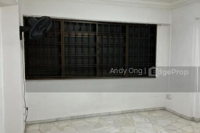 757 WOODLANDS AVENUE 4 HDB | Listing