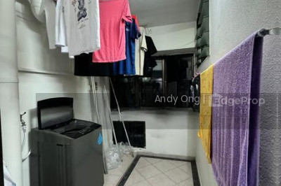 757 WOODLANDS AVENUE 4 HDB | Listing