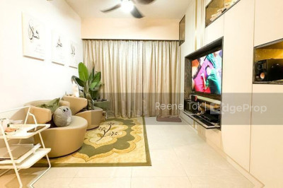 INZ RESIDENCE Apartment / Condo | Listing