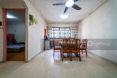 742 WOODLANDS CIRCLE HDB | Listing