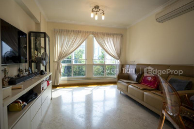 EMERALD GARDEN Apartment / Condo | Listing