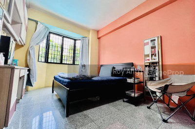 FRAGRANCE COURT Apartment / Condo | Listing