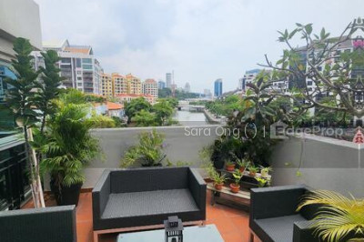 THE QUAYSIDE Apartment / Condo | Listing