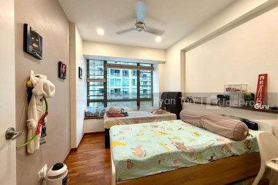 THE QUINTET Apartment / Condo | Listing