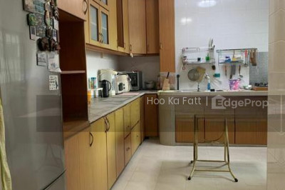 104 JALAN RAJAH HDB | Listing