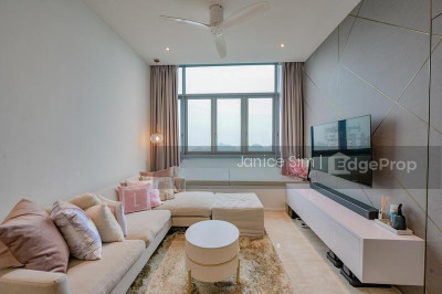 VIZ AT HOLLAND Apartment / Condo | Listing