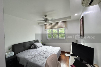 VILLA DE WEST Apartment / Condo | Listing