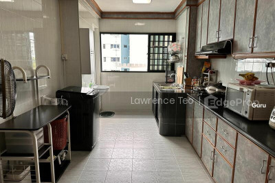 274 TAMPINES STREET 22 HDB | Listing