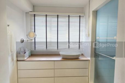 450F TAMPINES STREET 42 HDB | Listing