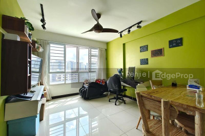 256B SUMANG WALK HDB | Listing