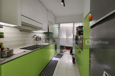 256B SUMANG WALK HDB | Listing